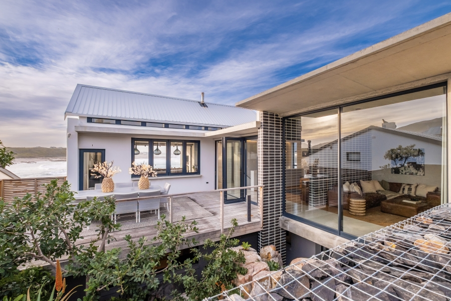 4 Bedroom Property for Sale in Onrus Western Cape